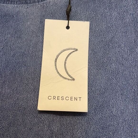 ✨Crescent Dusty Blue 3/4 Sleeve Ruffle Top, NWT - Picture 3 of 8